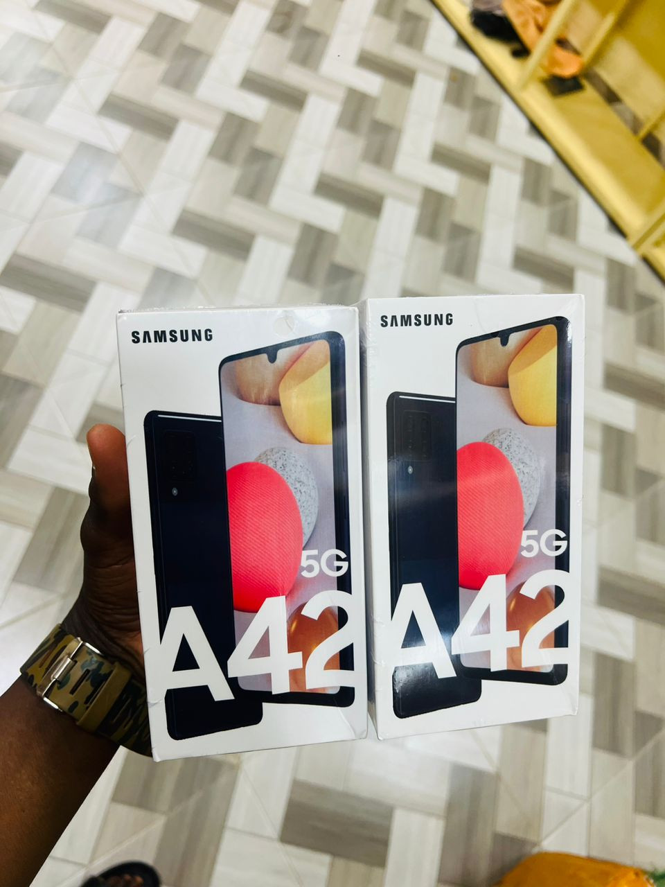 Samsung A42